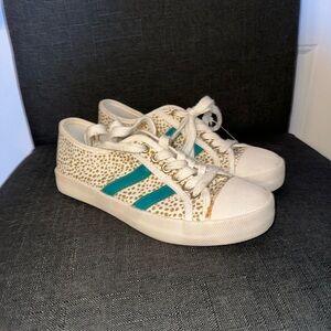 Michelle‎ McDowell Size 6 White and Teal Sneakers